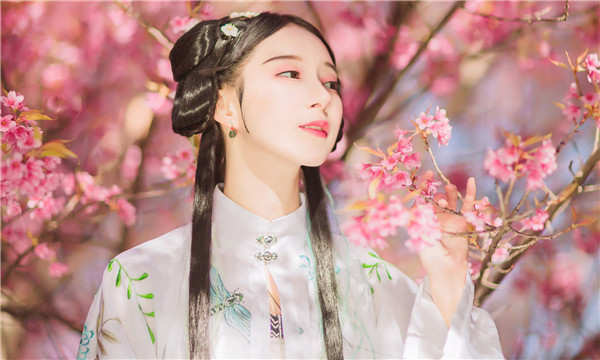 根河供卵试管婴儿：助您实现家庭梦想的科学方案
